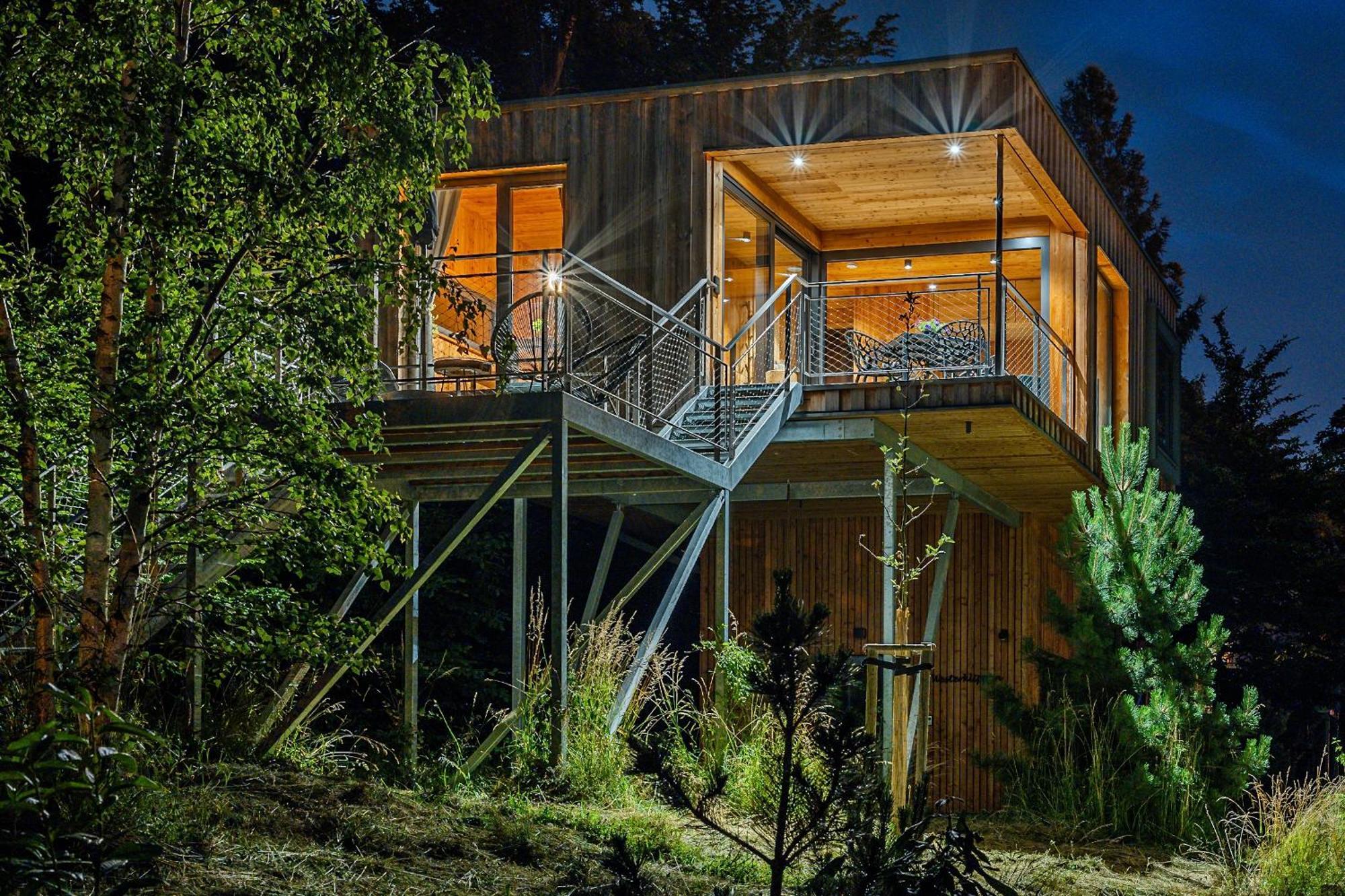 Baumwipfel-Resort "Lug Ins Land" 일젠부르크 외부 사진